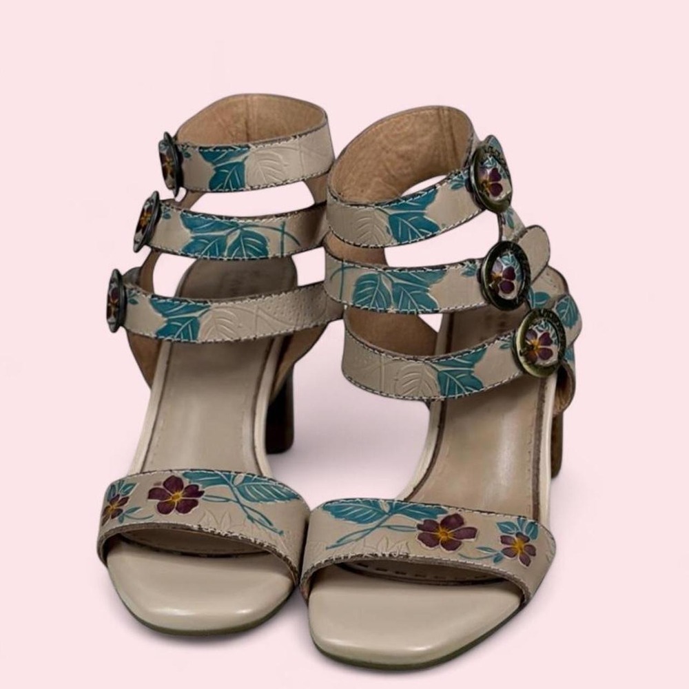 L'Artiste Spring Step Rheba Floral Leather Block Heel Sandals Beige Multi Size 8